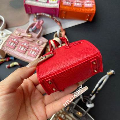 Cute Mini House Pendant (Red)
