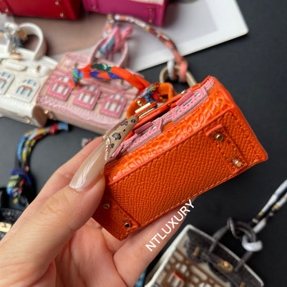 Cute Mini House Pendant (Orange)