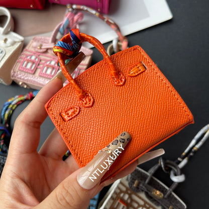 Cute Mini House Pendant (Orange)