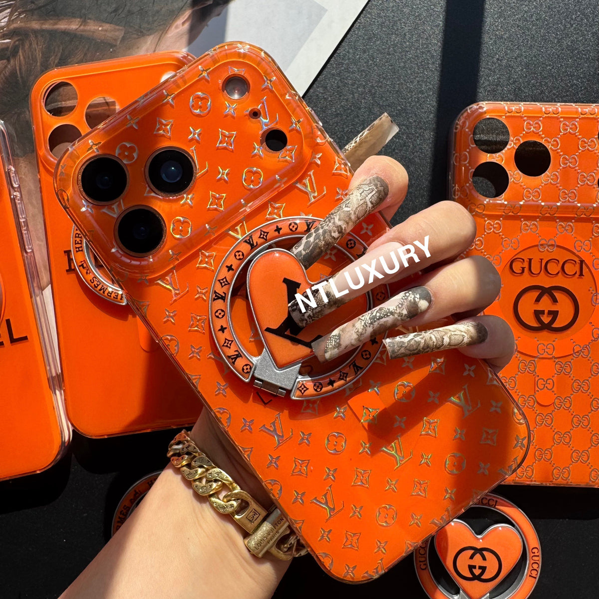 Coque de téléphone MagSafe avec support, orange éclatant