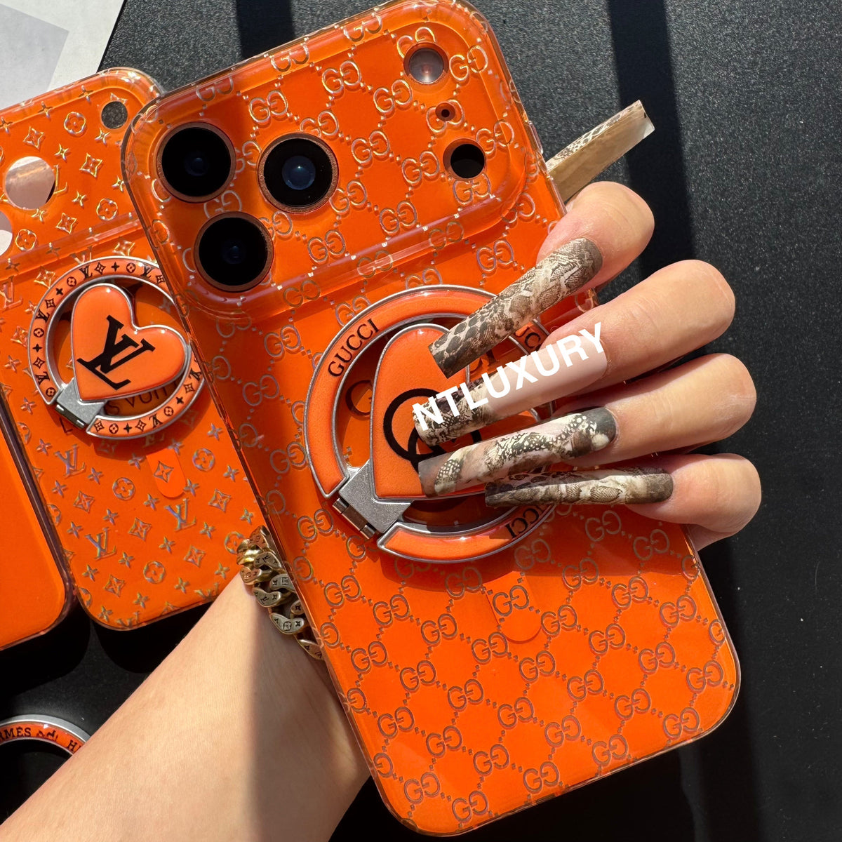 Coque de téléphone MagSafe avec support, orange éclatant