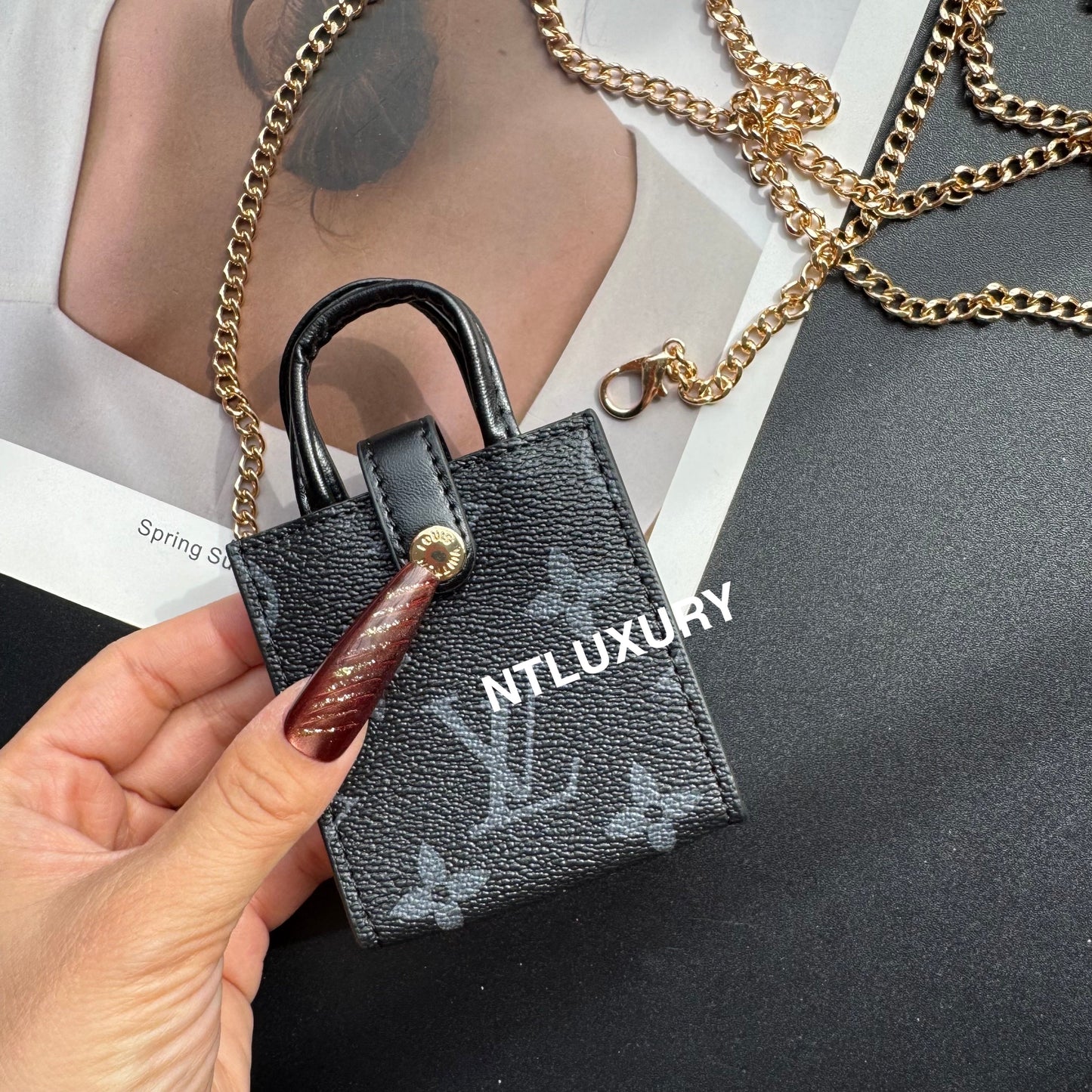 Floral Cute Love Mini Purse With Chain For All Cute Things (Black)