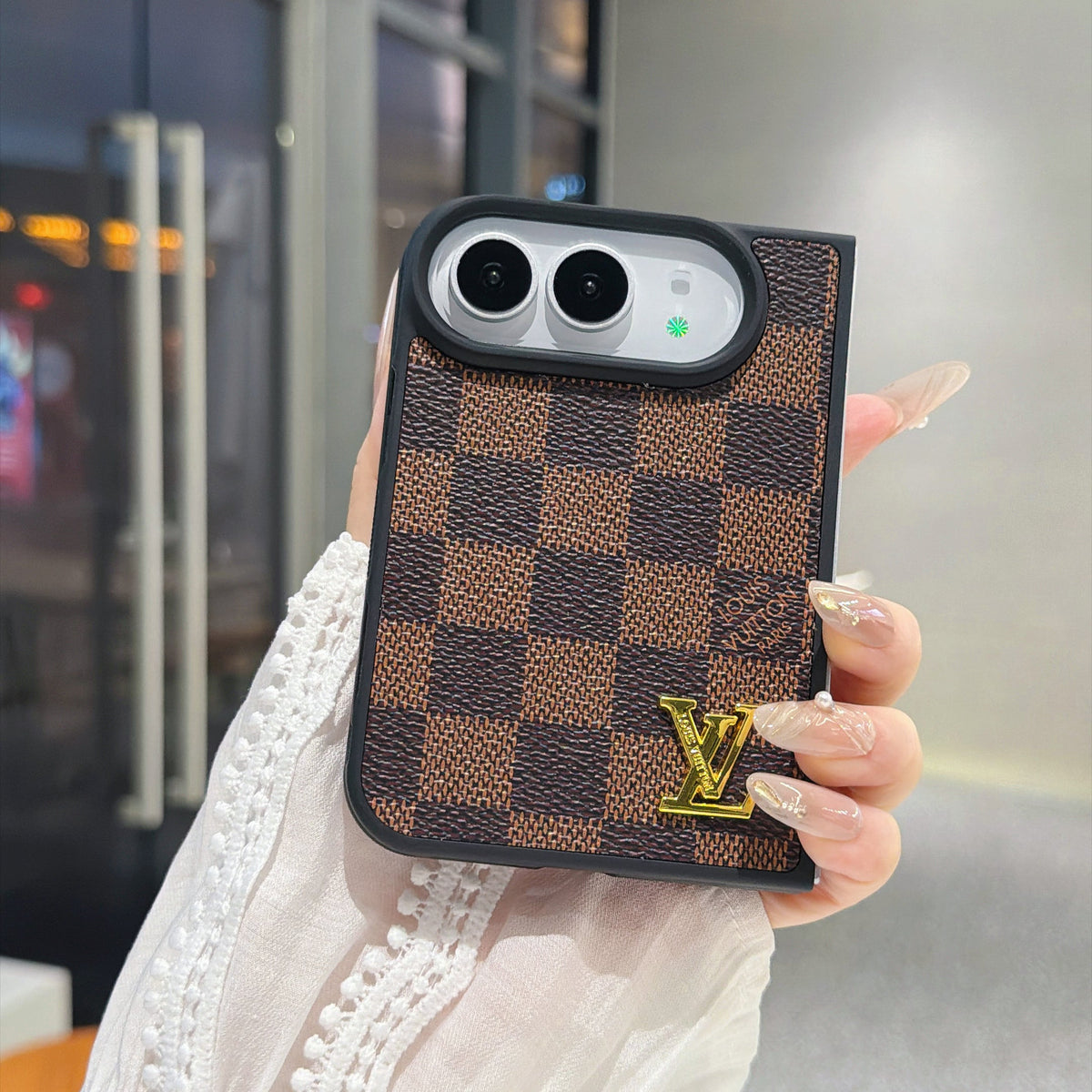Traditional Love Phone Case For iPhone Duo With Metal