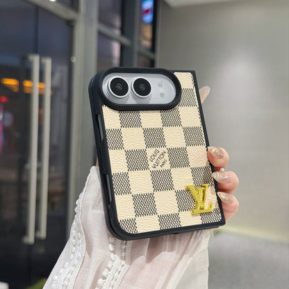 Traditional Love Phone Case For iPhone Duo With Metal