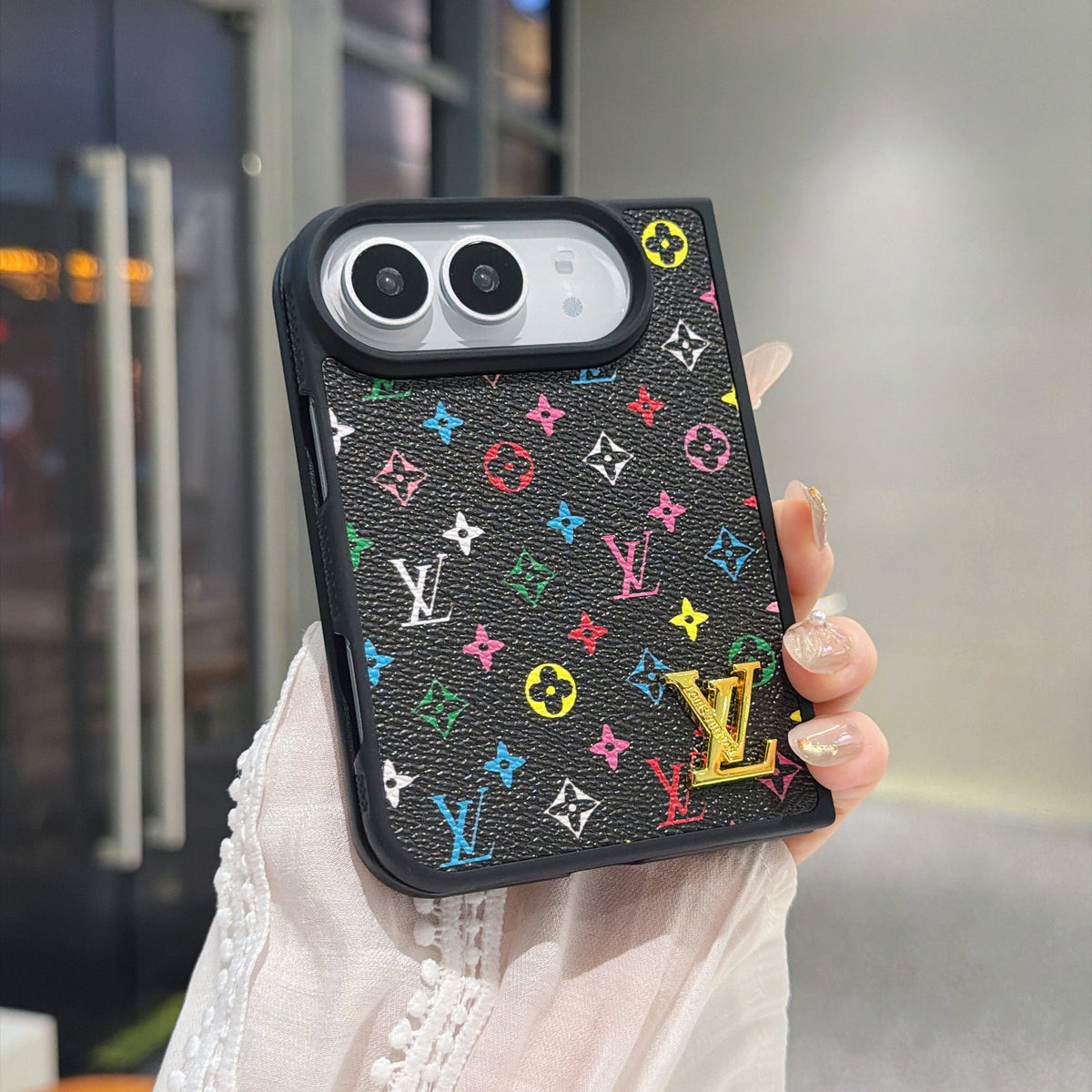 Traditional Love Phone Case For iPhone Duo With Metal