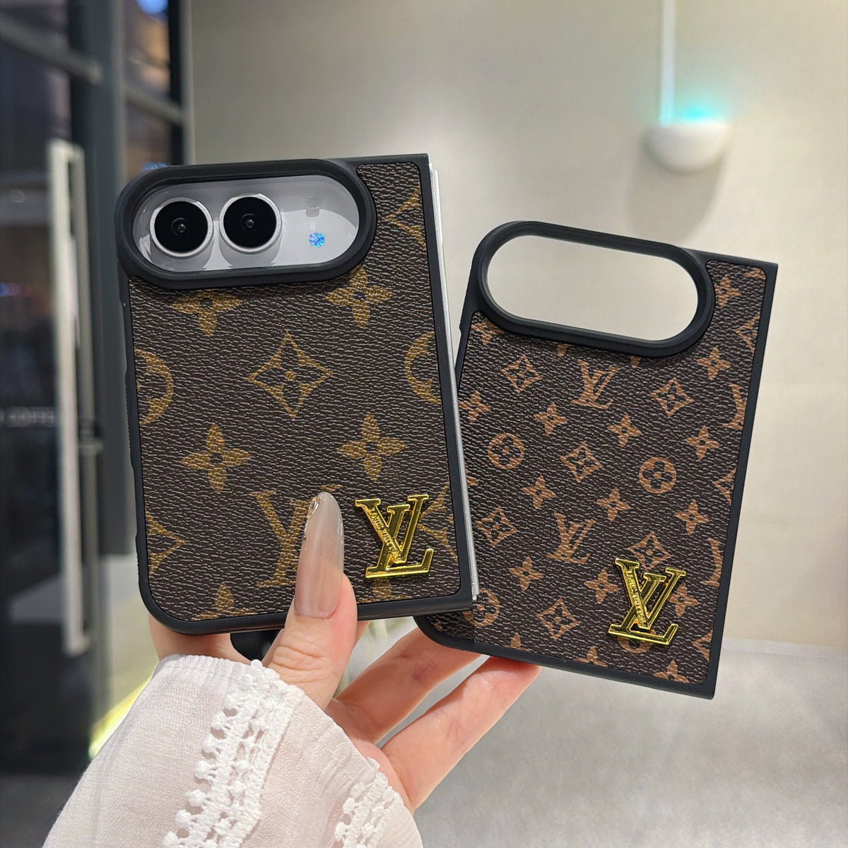 Traditional Love Phone Case For iPhone Duo With Metal