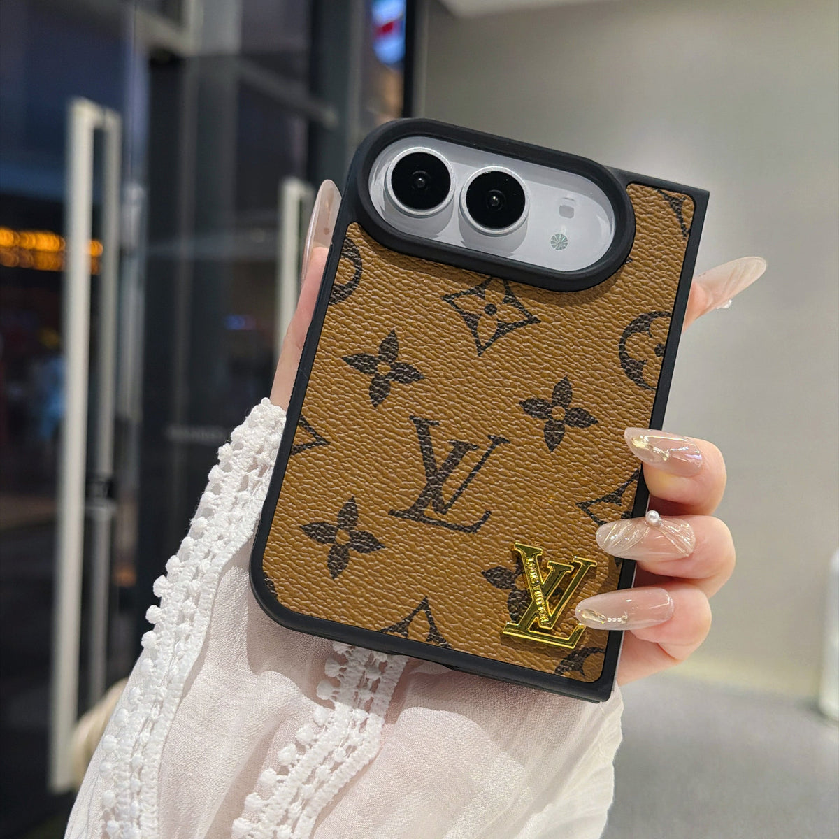 Traditional Love Phone Case For iPhone Duo With Metal