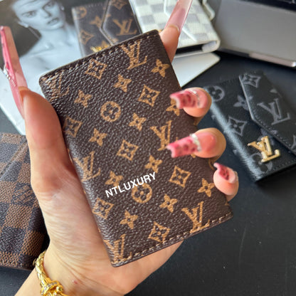 Portefeuille Tri-Fold Amour à Bord Incurvé
