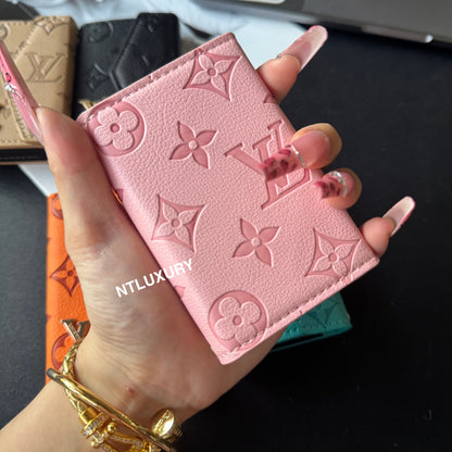 Curved Edge Colorful Love Tri-Fold Wallet