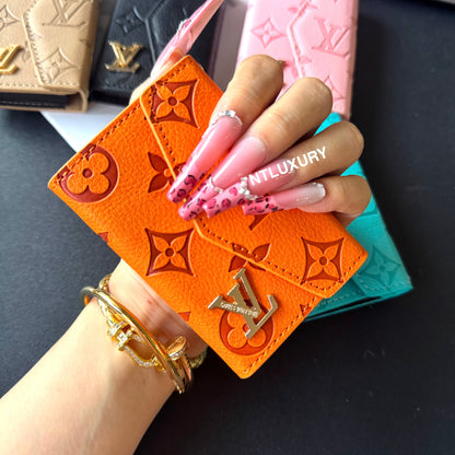 Curved Edge Colorful Love Tri-Fold Wallet