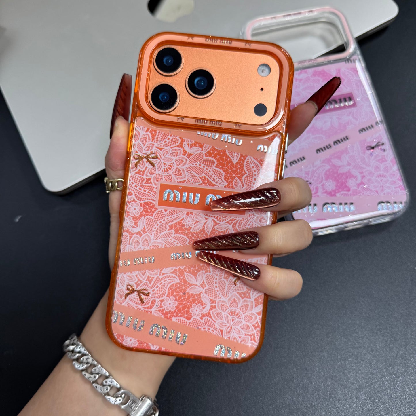 Niedliche Mini-Design-Handyhülle mit Band