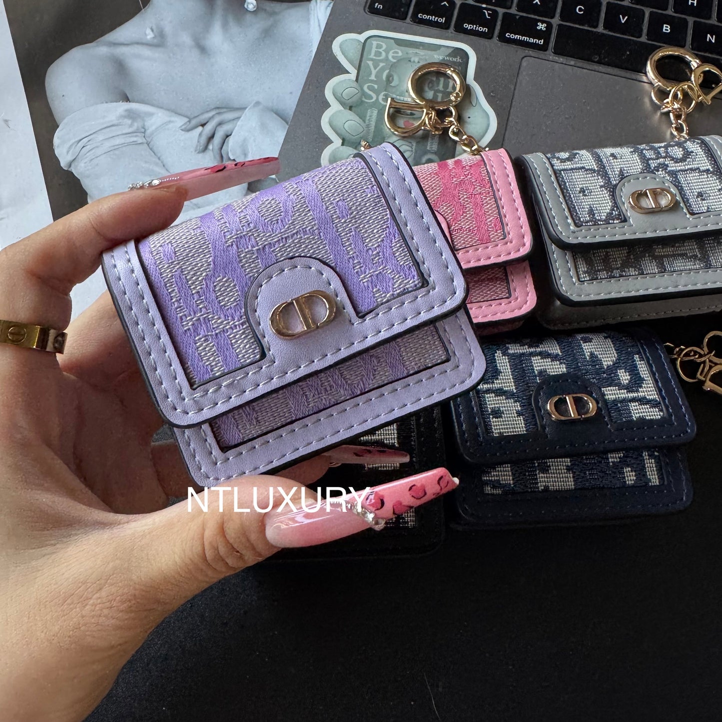 Coque d'Airpods Design CD (Universelle)