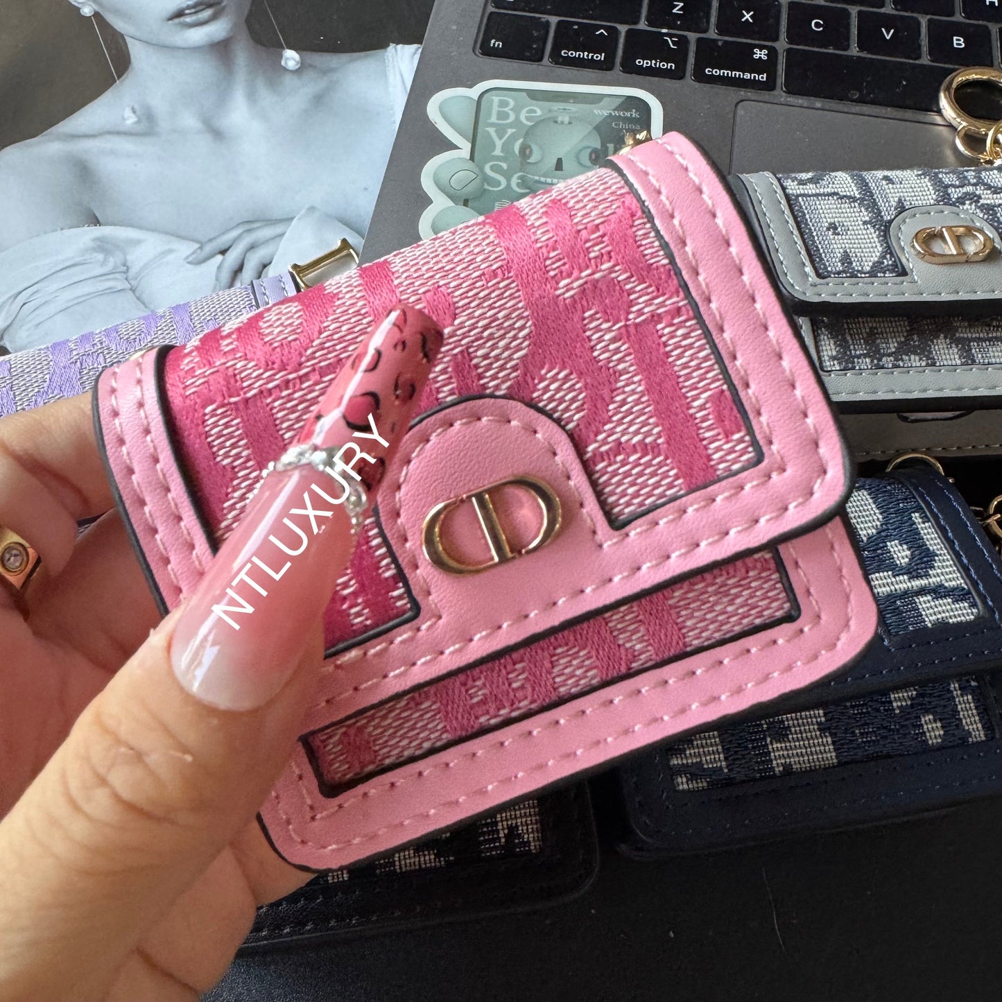 Coque d'Airpods Design CD (Universelle)