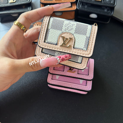 Love Design Airpods Case (Universal)