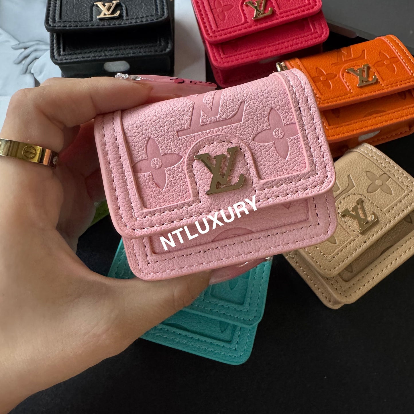 Bunte Liebes-Design Airpods Hülle (Universal)