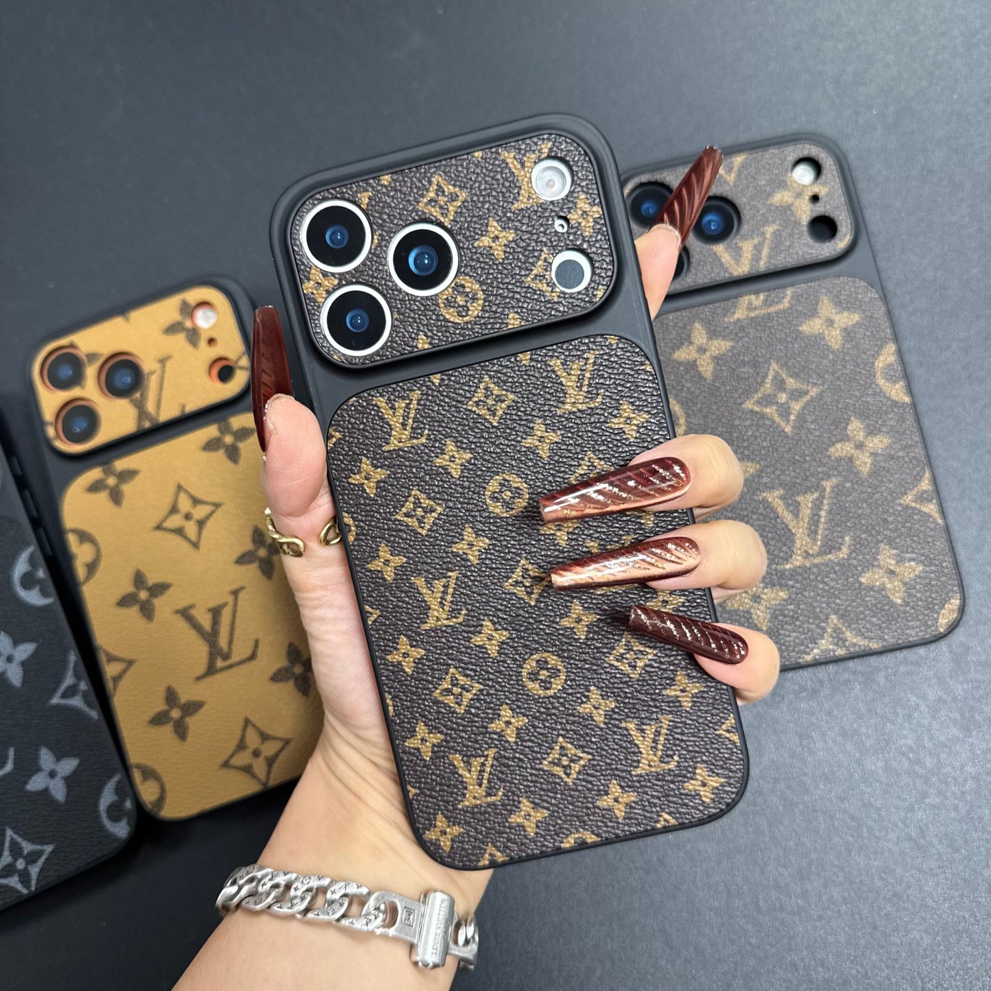 Chic Traditional Love Design Phone Case