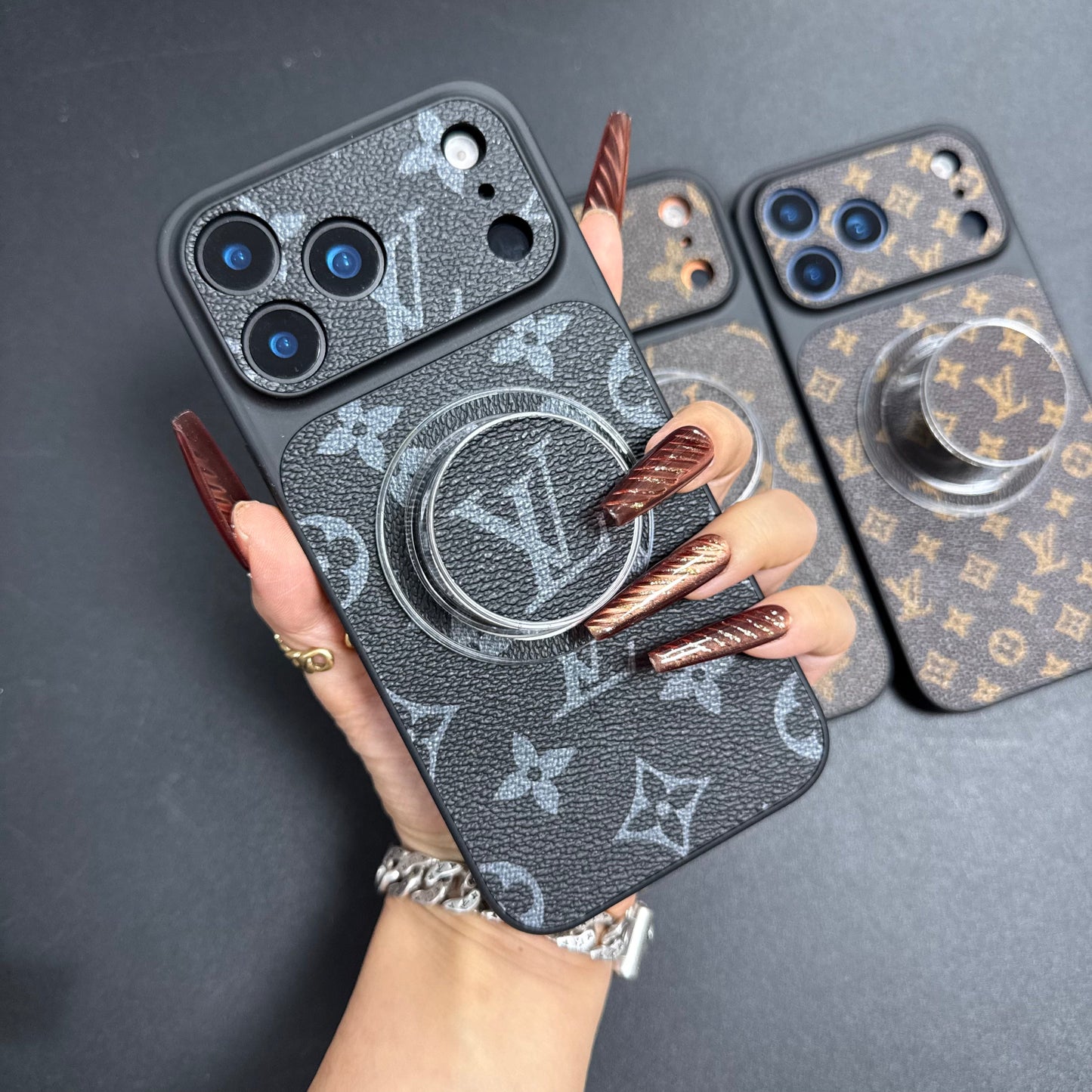 Chic Traditional Love Design Phone Case with Magsafe Holder