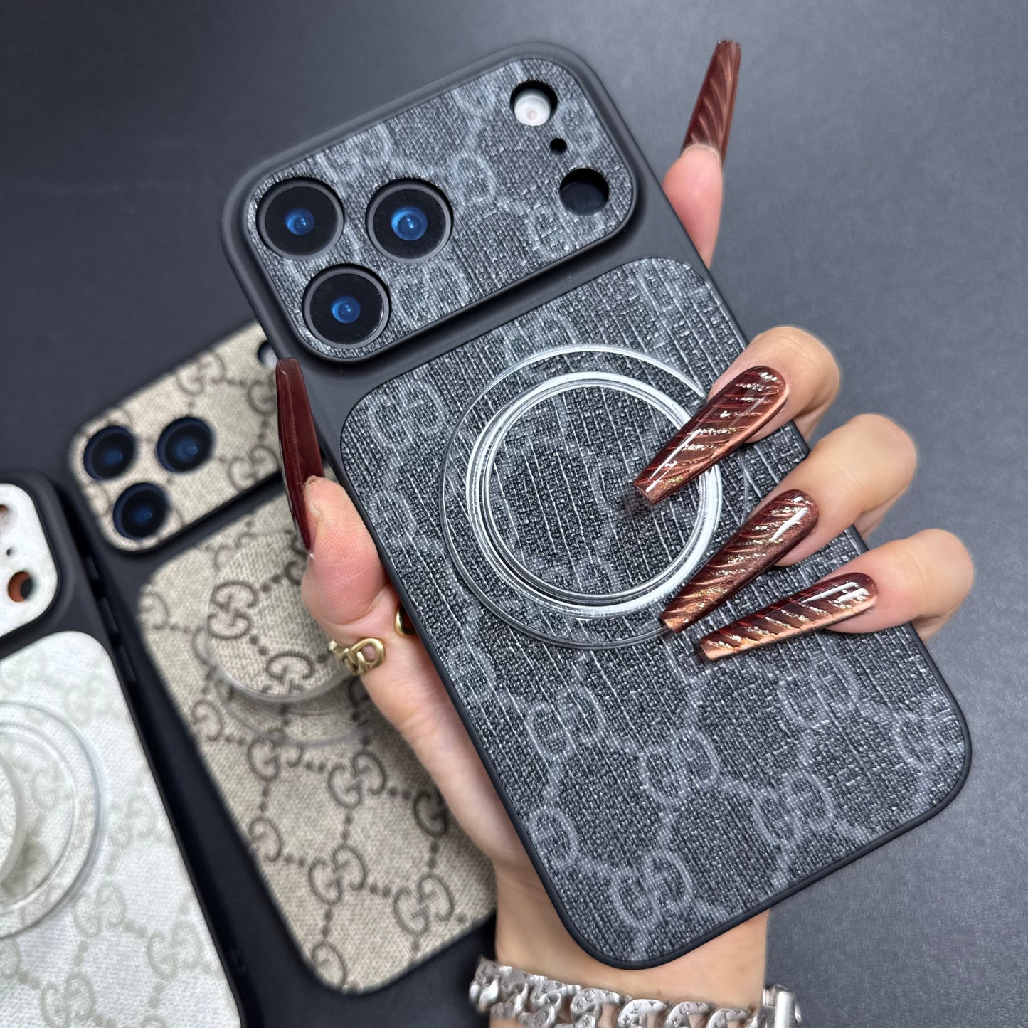 Chic Traditional Good Design Phone Case with Magsafe Holder