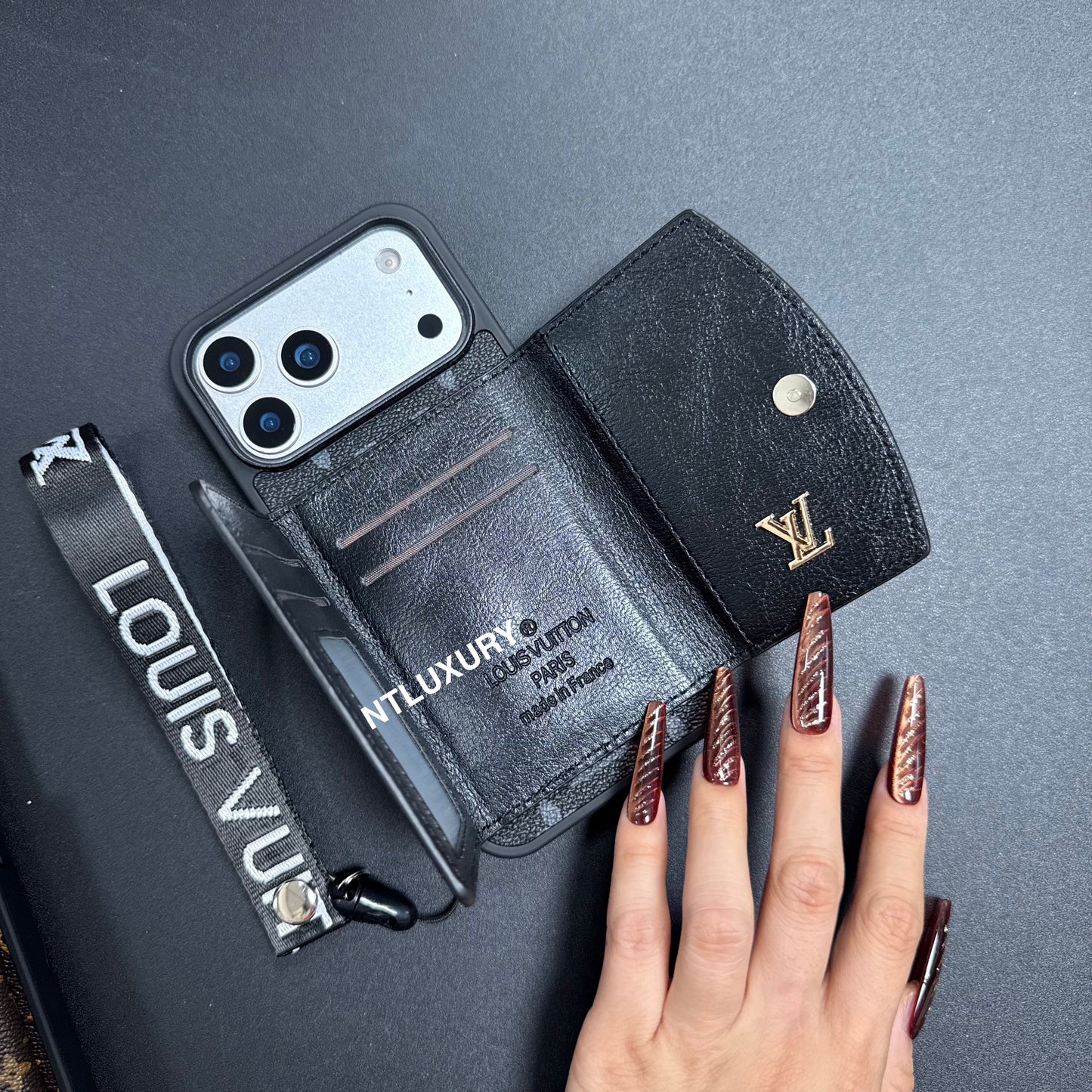 Vintage Floral Design Phone Case with Wallet