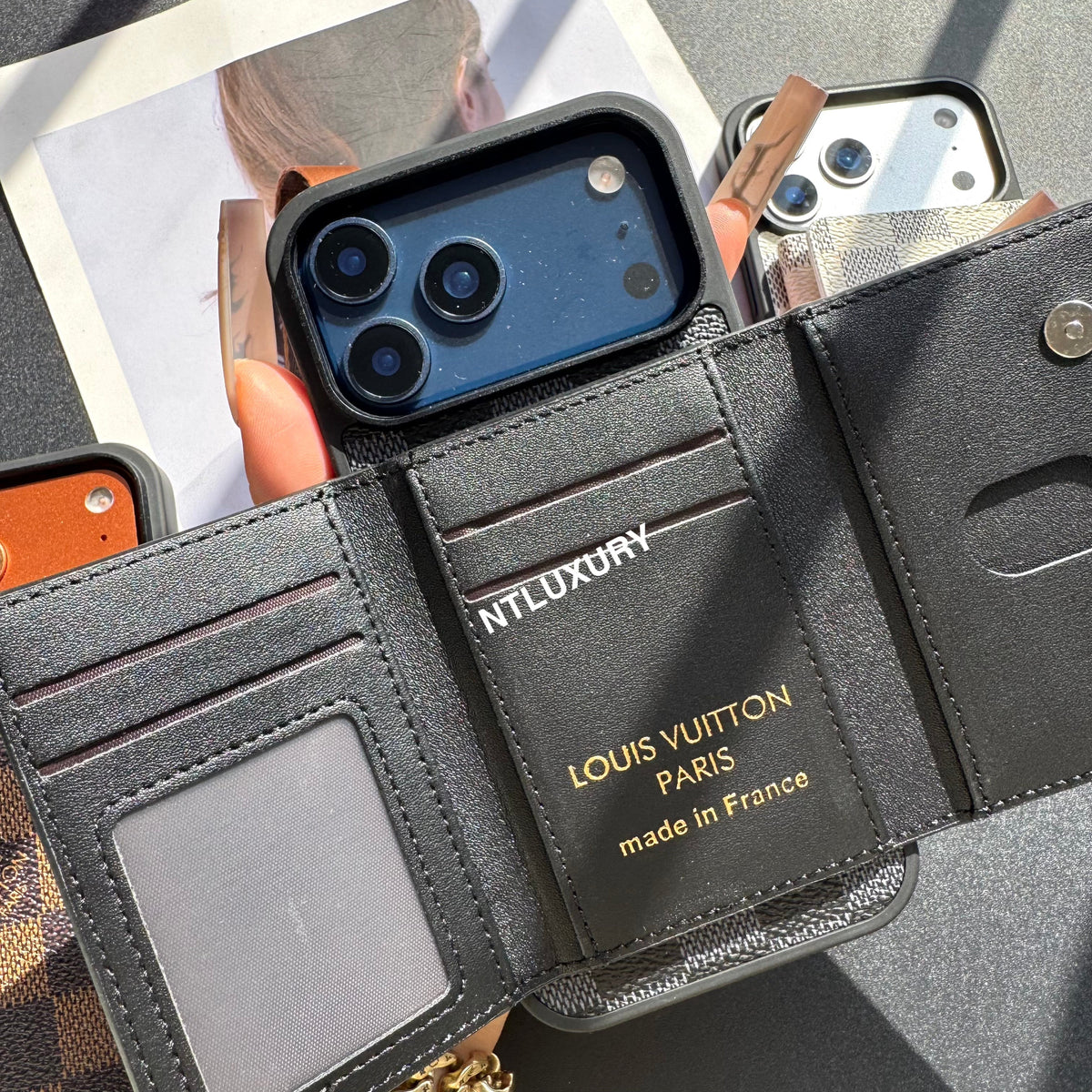 Ensemble de 3 articles : Coque Magsafe et portefeuille Magsafe (Amour Entrelacé)