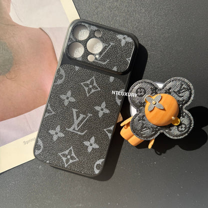 Traditionelles ausgefallenes Design mit Magsafe Puppenhalter