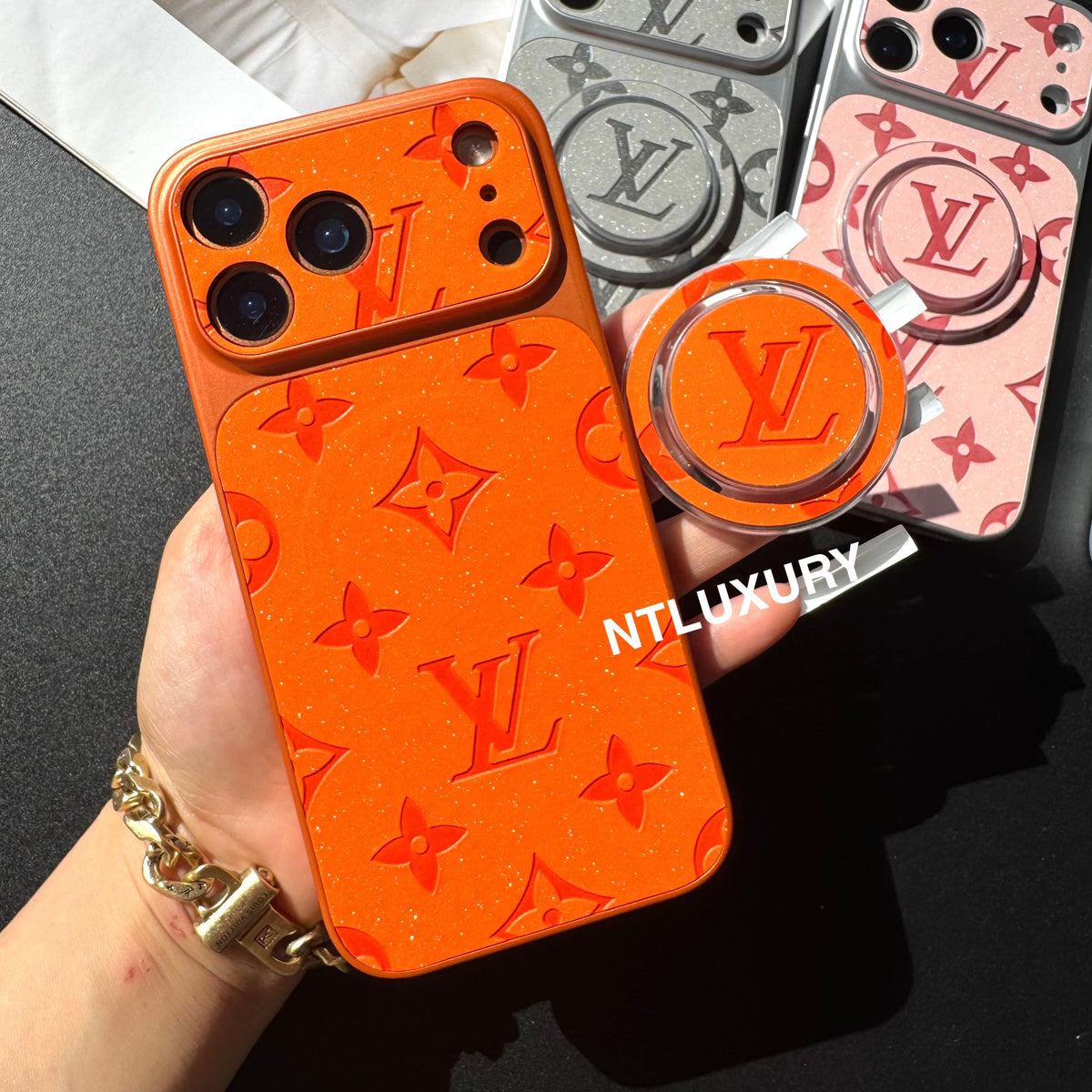 Jus d'orange à paillettes et support Magsafe