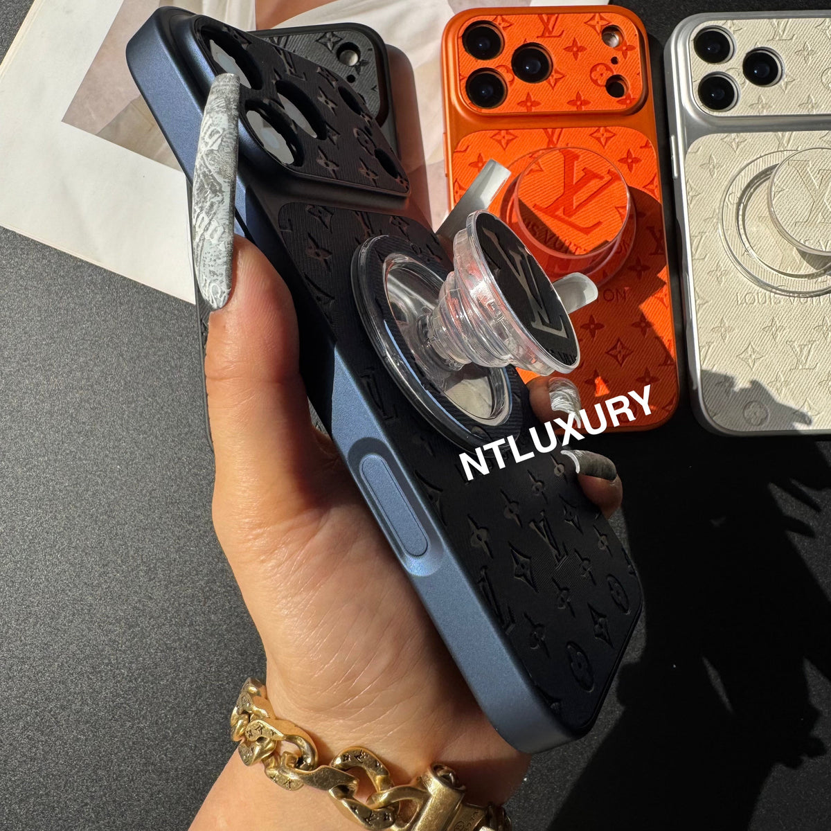 Coque de téléphone en jean Orange Juice avec support Magsafe (Poupée)