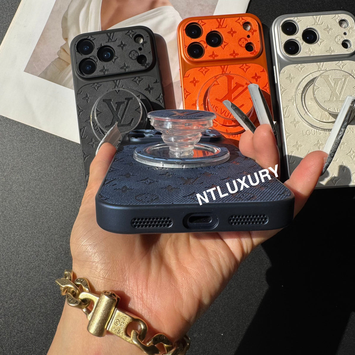 Coque de téléphone en jean Orange Juice avec support Magsafe (Poupée)