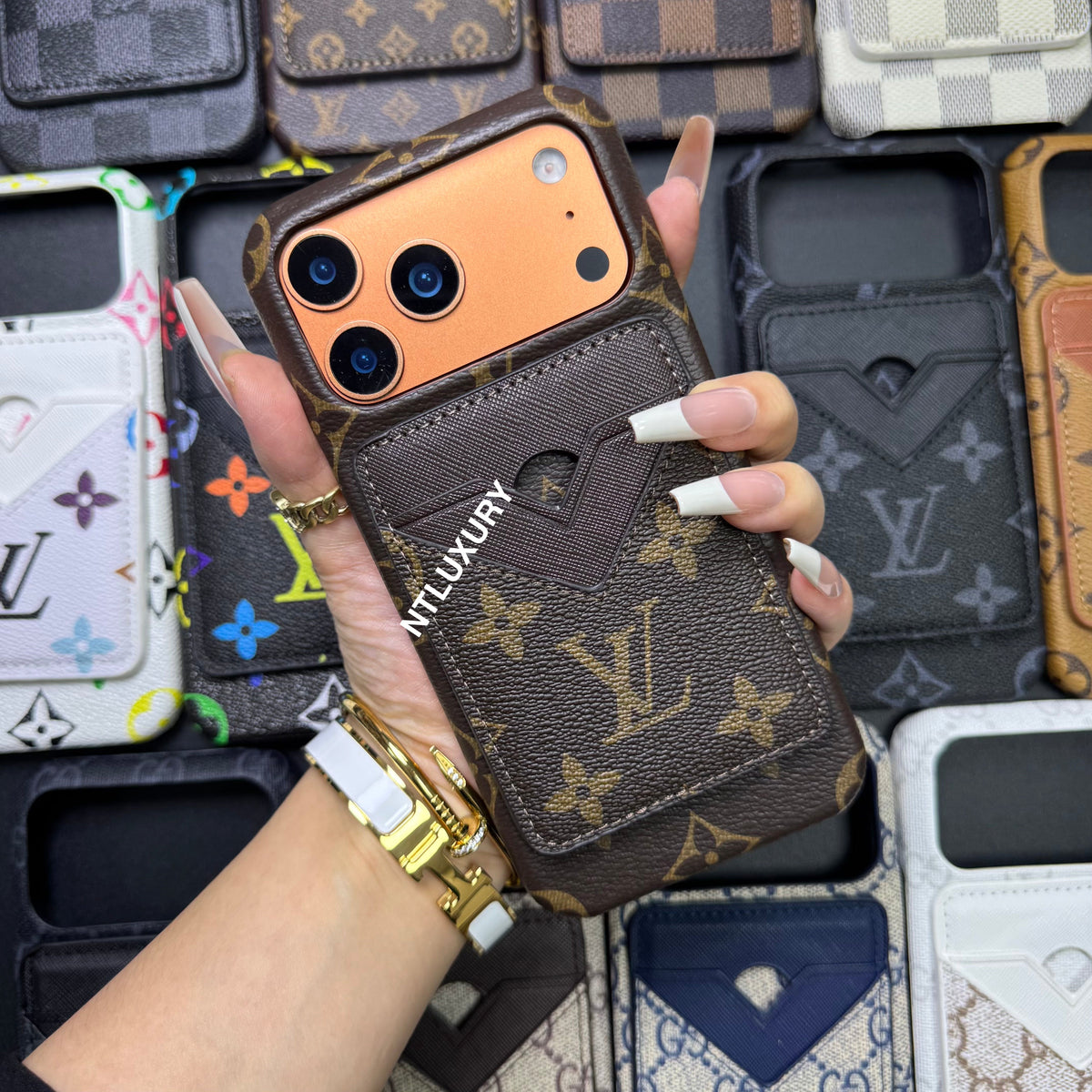 Traditional Love Magsafe Phone Case with Pocket Purse