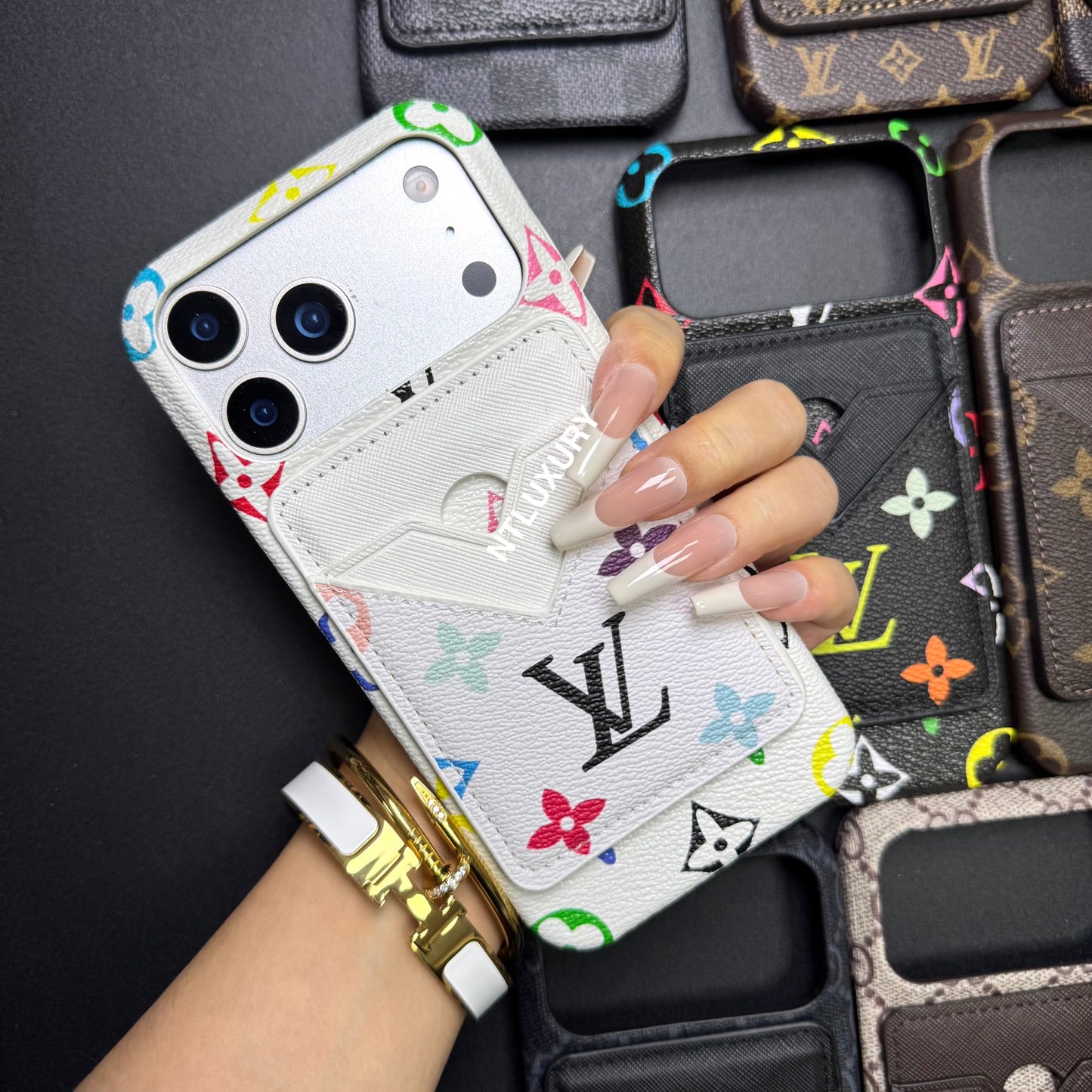 Traditional Love Magsafe Phone Case with Pocket Purse