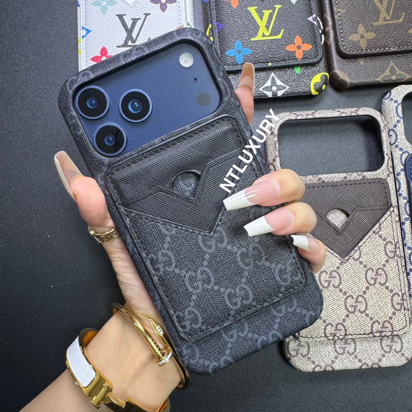 Traditional Love Magsafe Phone Case with Pocket Purse