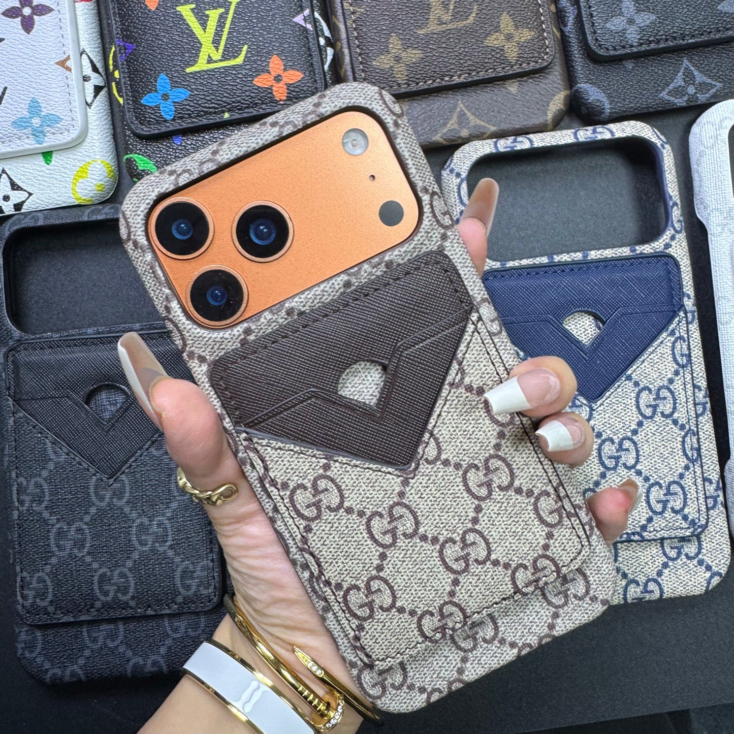 Traditional Love Magsafe Phone Case with Pocket Purse