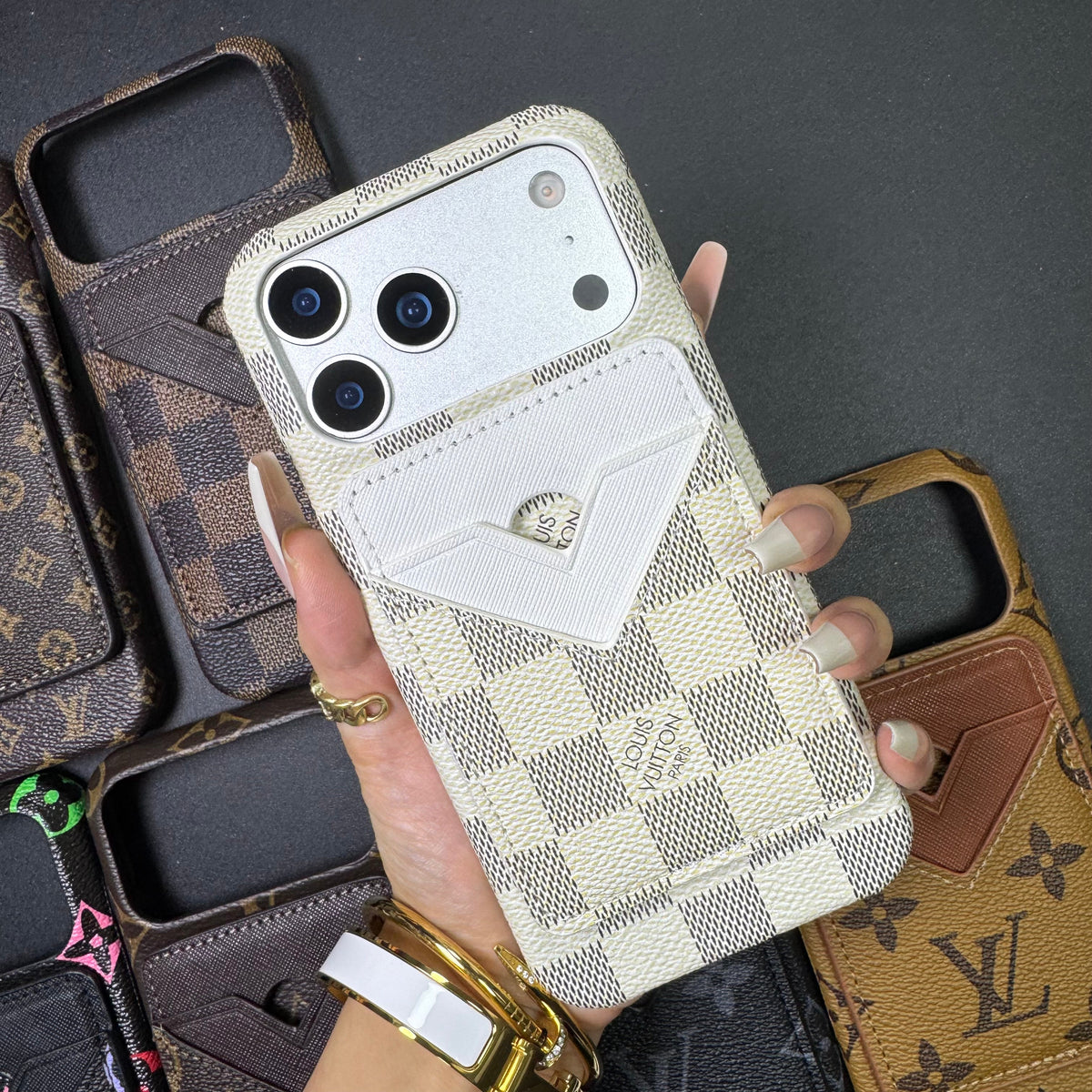 Traditional Love Magsafe Phone Case with Pocket Purse