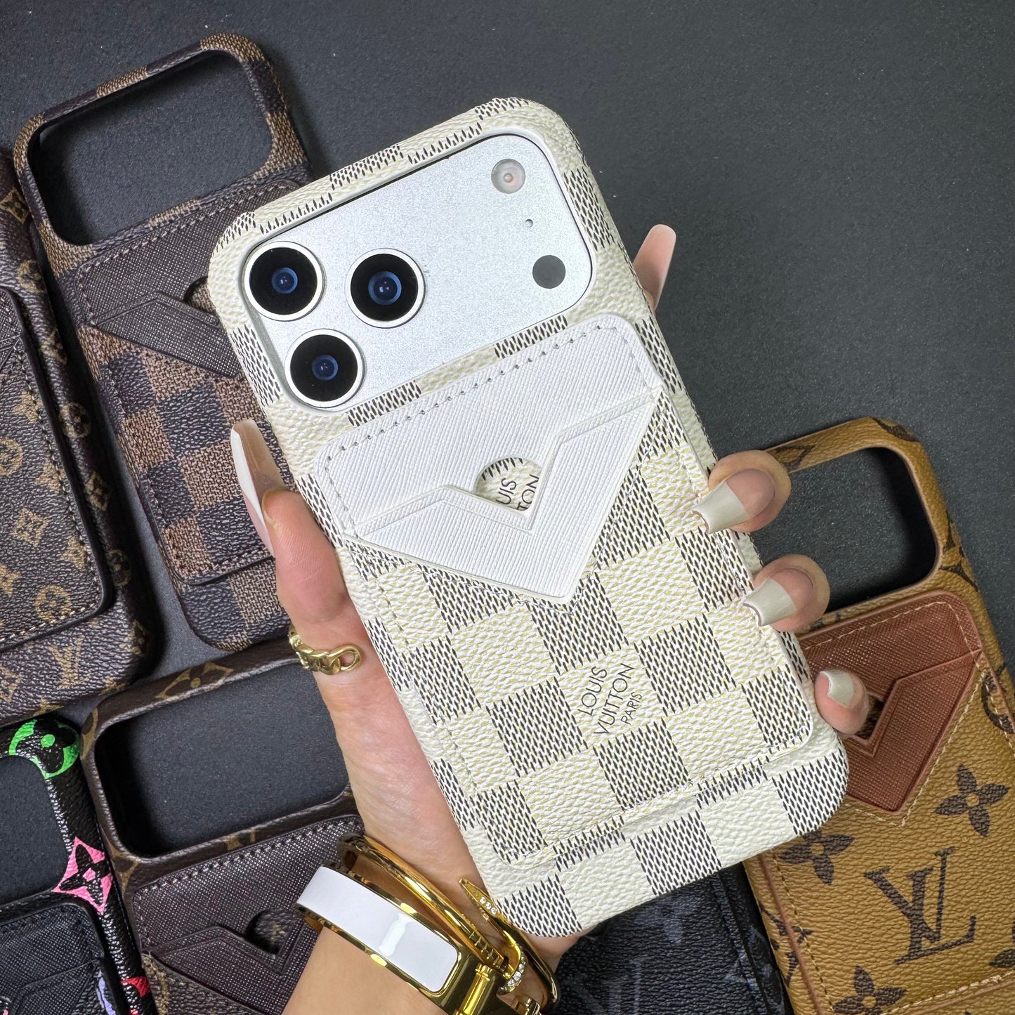 Traditional Love Magsafe Phone Case with Pocket Purse