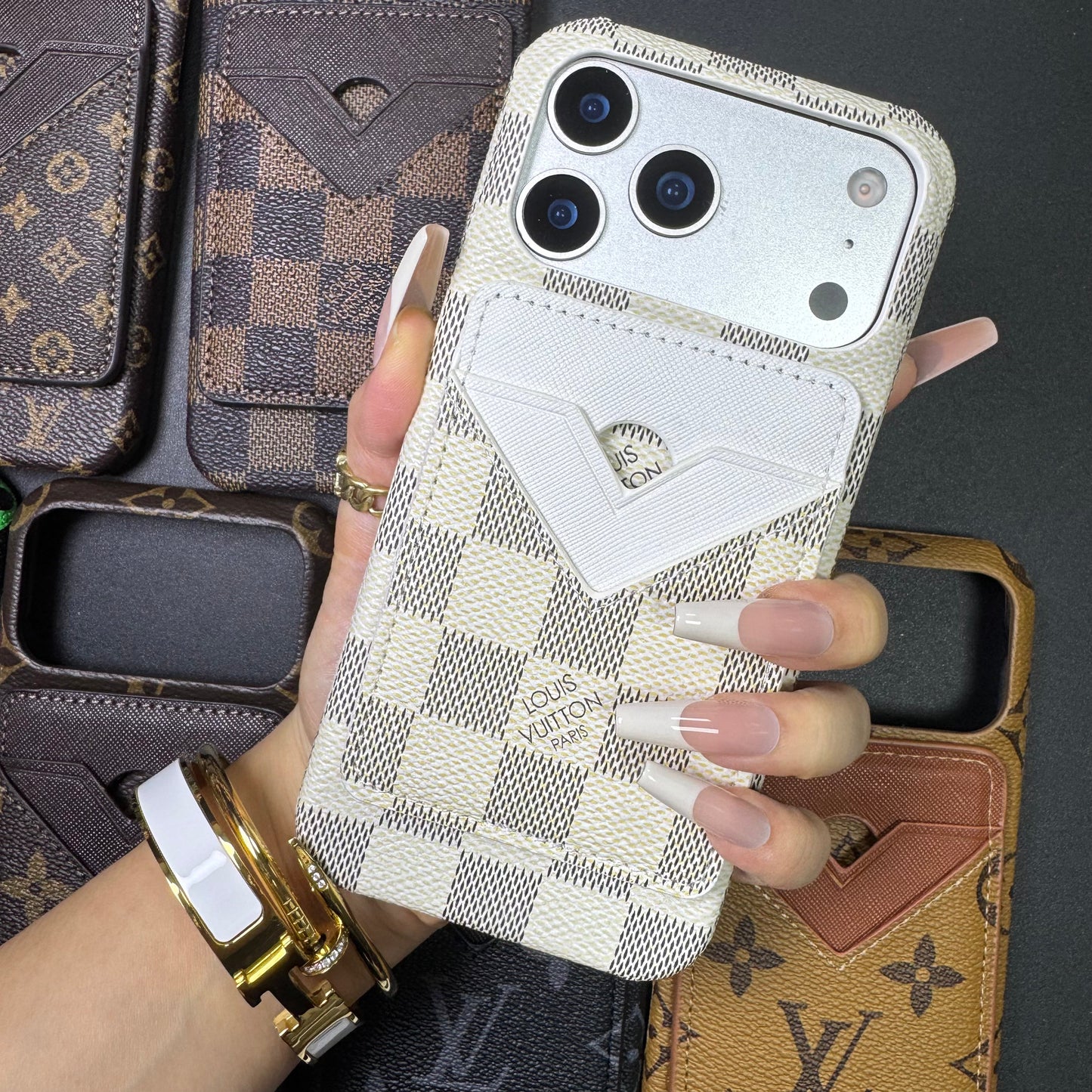 Traditional Love Magsafe Phone Case with Pocket Purse