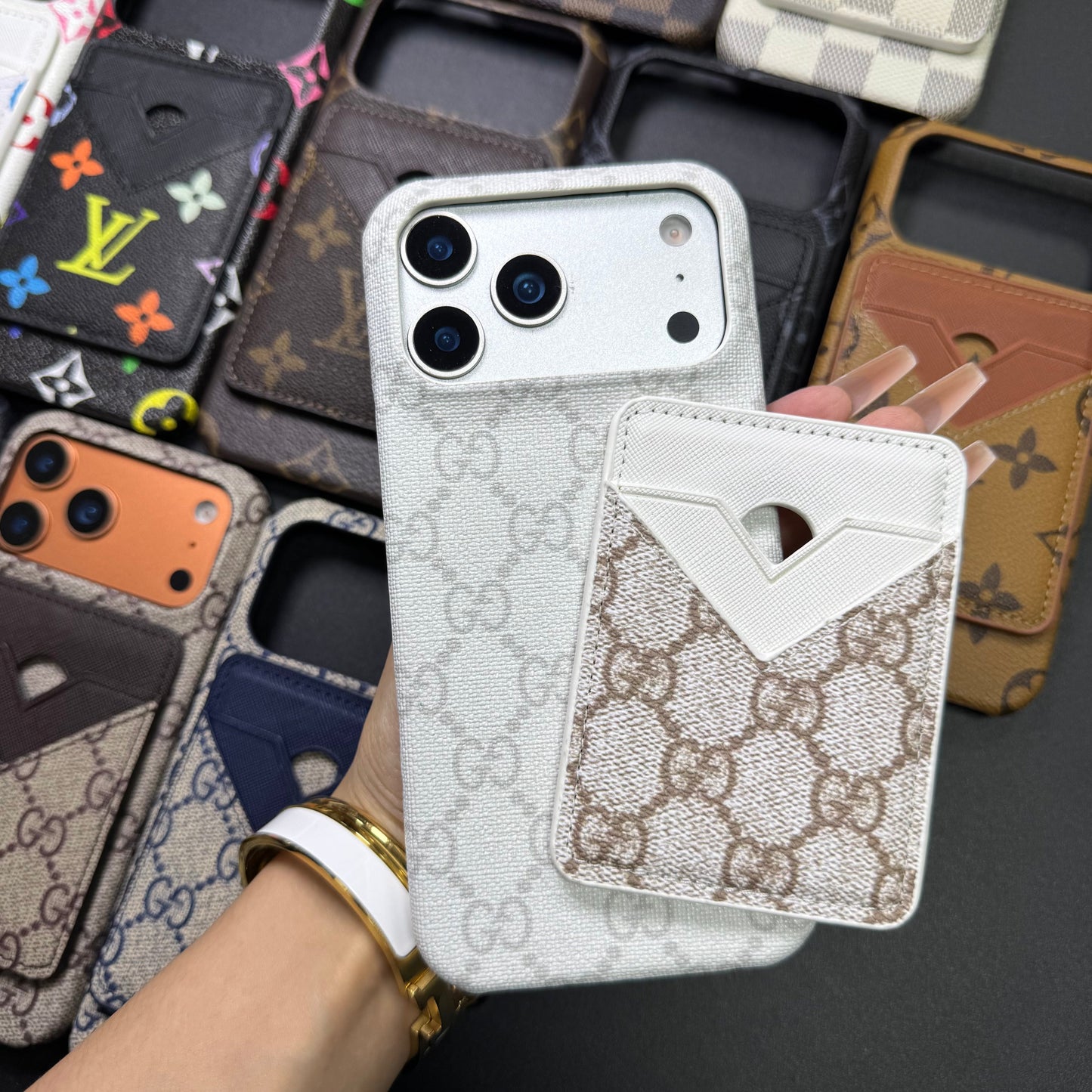 Traditional Love Magsafe Phone Case with Pocket Purse