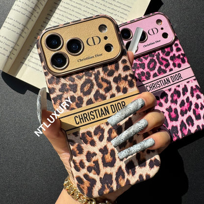 Coque de téléphone imprimé léopard avec motif cœur
