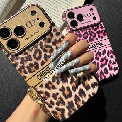 Coque de téléphone imprimé léopard avec motif cœur