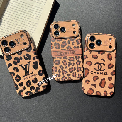Étui de téléphone motif léopard café et amour