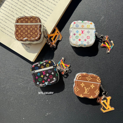 Étui AirPods au design fantaisie avec pendentif