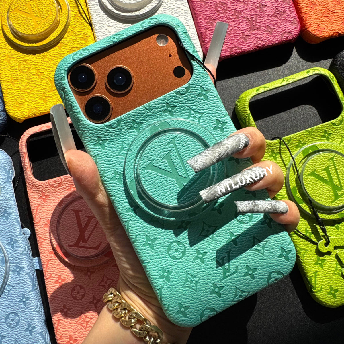 Coque de téléphone fantaisie au design coloré avec support MagSafe