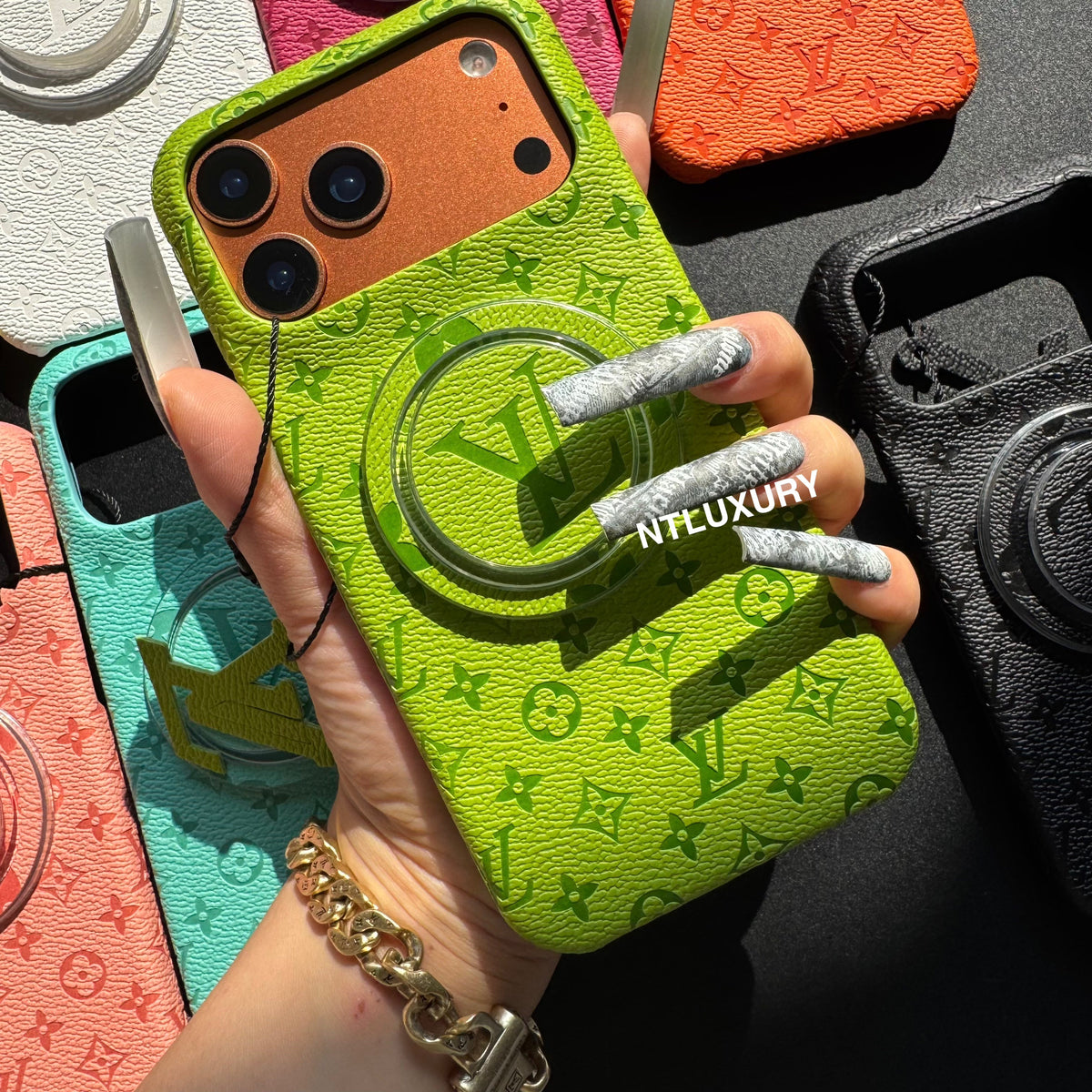 Coque de téléphone fantaisie au design coloré avec support MagSafe