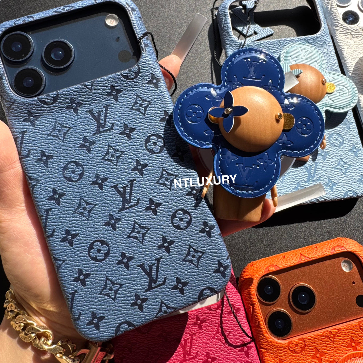 Coque de téléphone au design coloré avec support Magsafe pour poupée