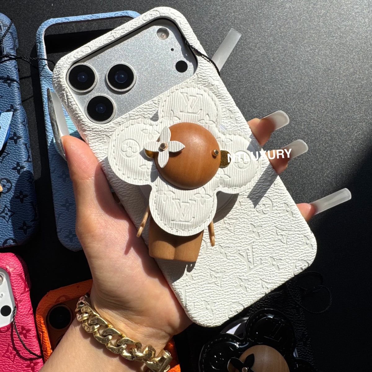 Coque de téléphone au design coloré avec support Magsafe pour poupée