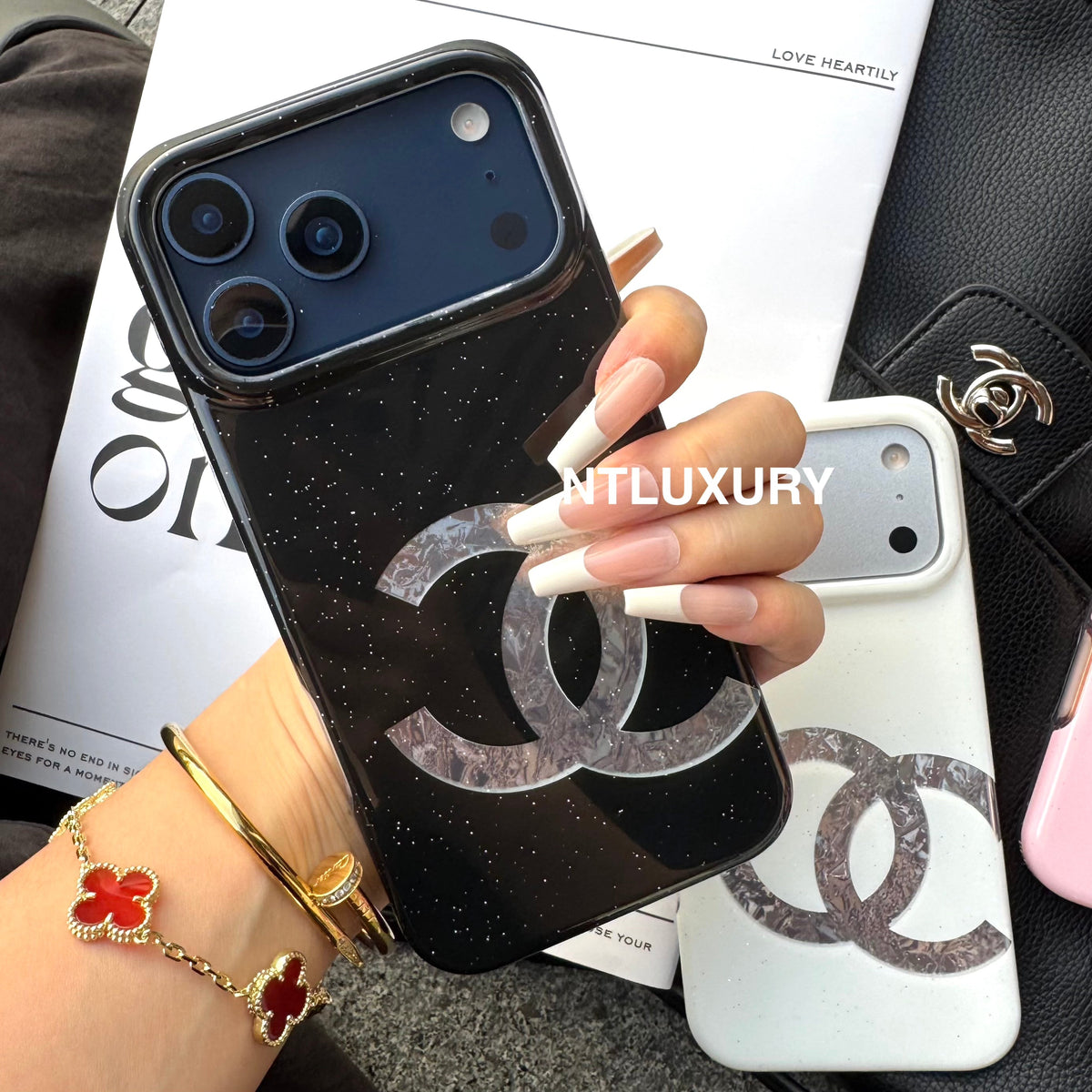 Asymmetric Design Glitter CC Phone Case