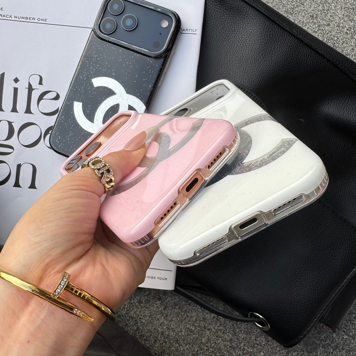 Asymmetric Design Glitter CC Phone Case