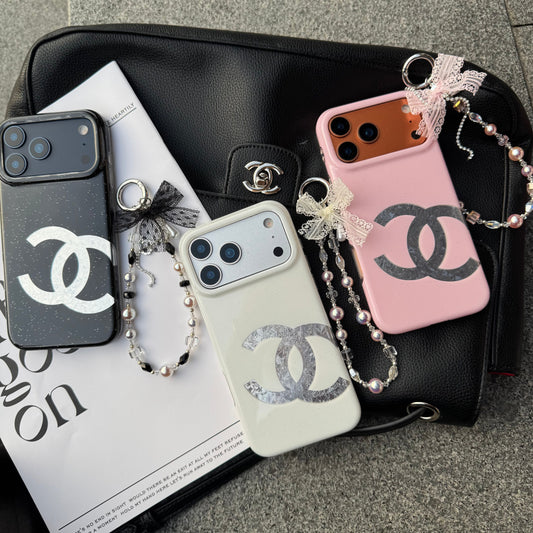 Asymmetric Design Glitter CC Phone Case With Lace Chain