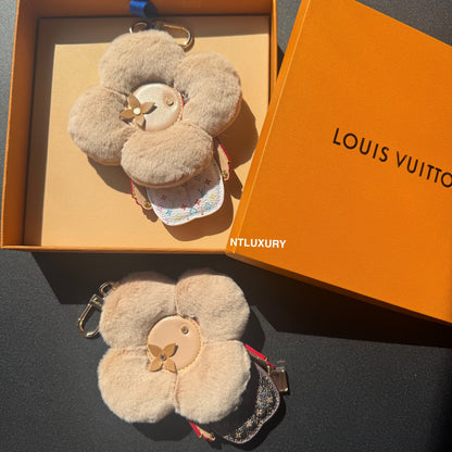 Porte-clés pendentif Vivian Love Doll Furry