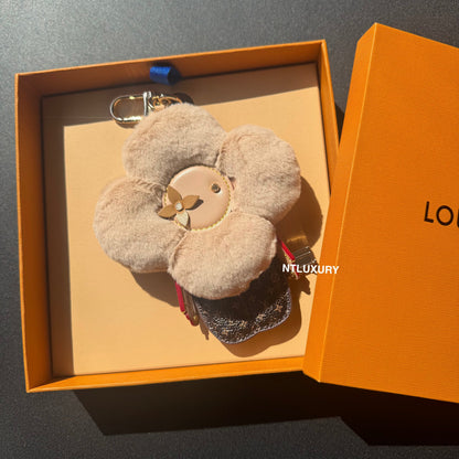 Porte-clés pendentif Vivian Love Doll Furry