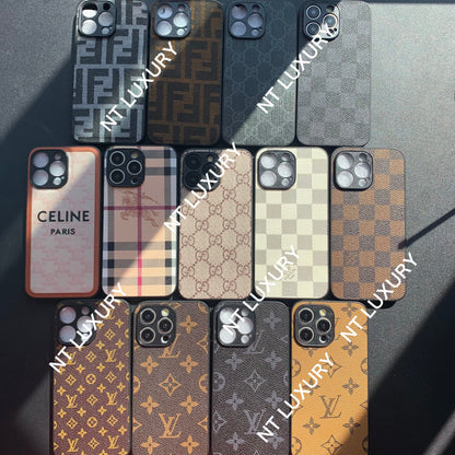 Coque de téléphone classique avec protection d'appareil photo (Petit Amour)